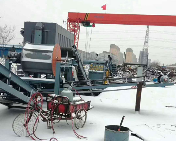 大型廢鋼破碎機河北唐山現(xiàn)場安裝